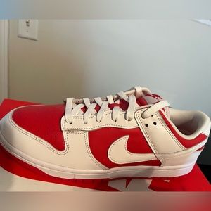 Nike Dunk Low Championship Red